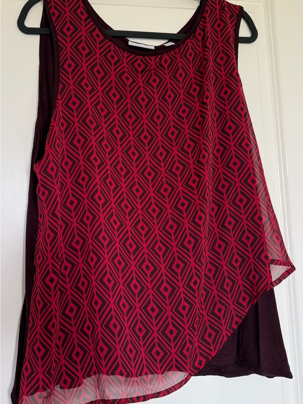 New York & Company Maroon Sleeveless Top